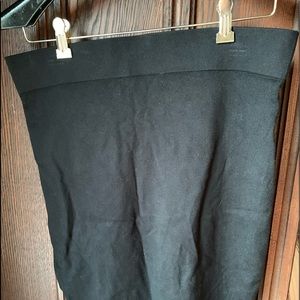 BCBG black knit skirt - size Large